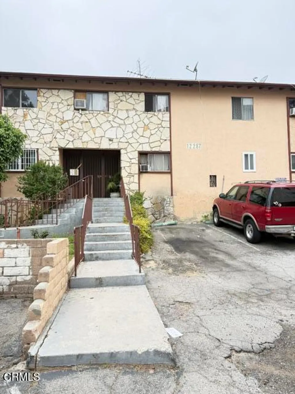 Additional image 8 of 12287 Osborne Street Unit 13, Los Angeles, CA 91331