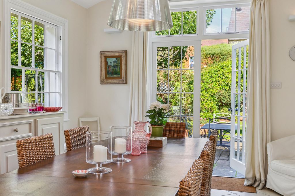 Additional image 2 of 5 bed semi-detached house for salePalace Road, East Molesey, Surrey KT8