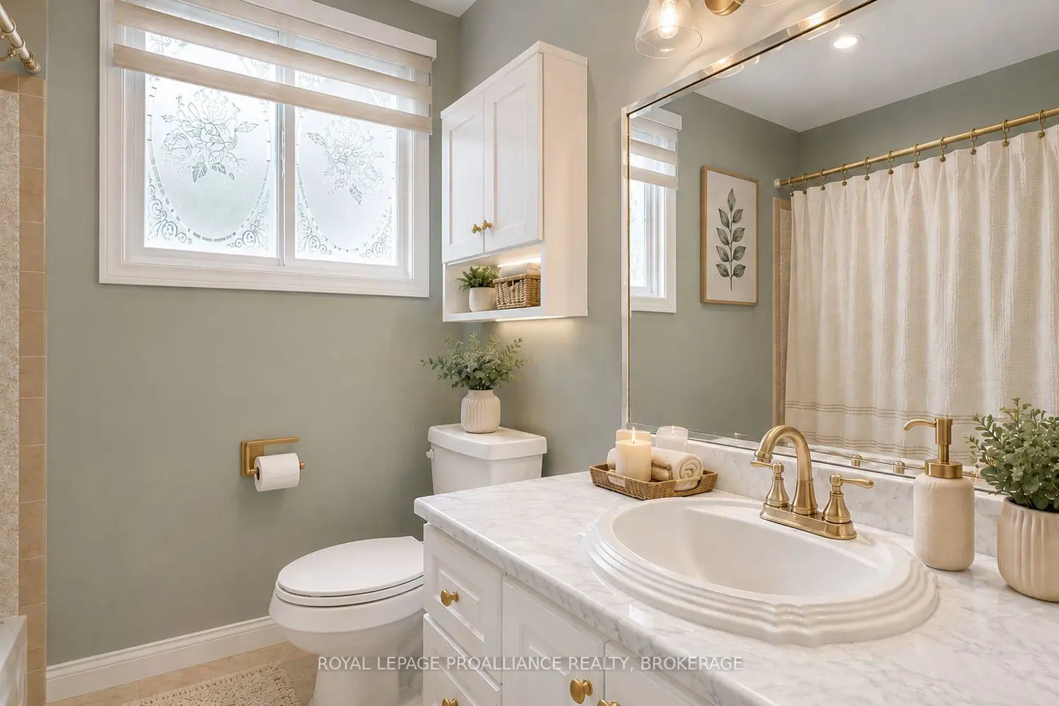954 Kenshaw Street photo 4