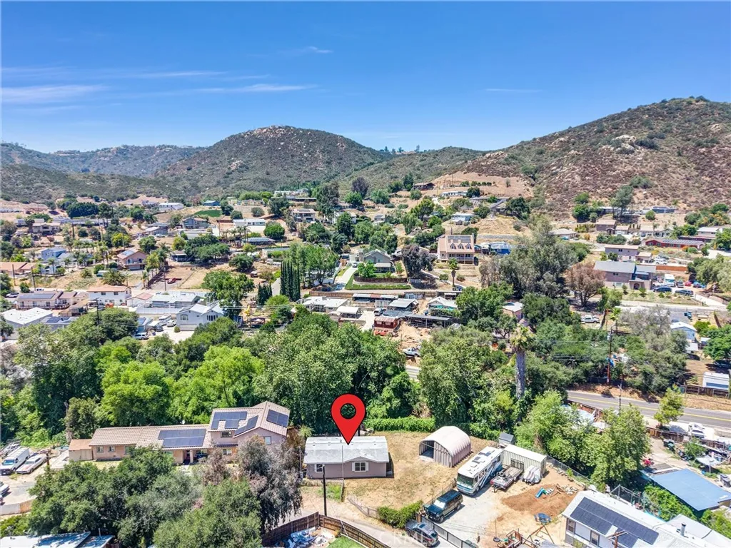 707 Silverbrook Dr, El Cajon, CA 92019