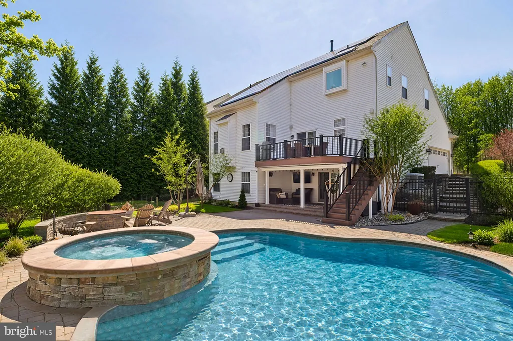 Additional image 3 of 112 Hillside Lane, Mount Laurel, NJ 08054