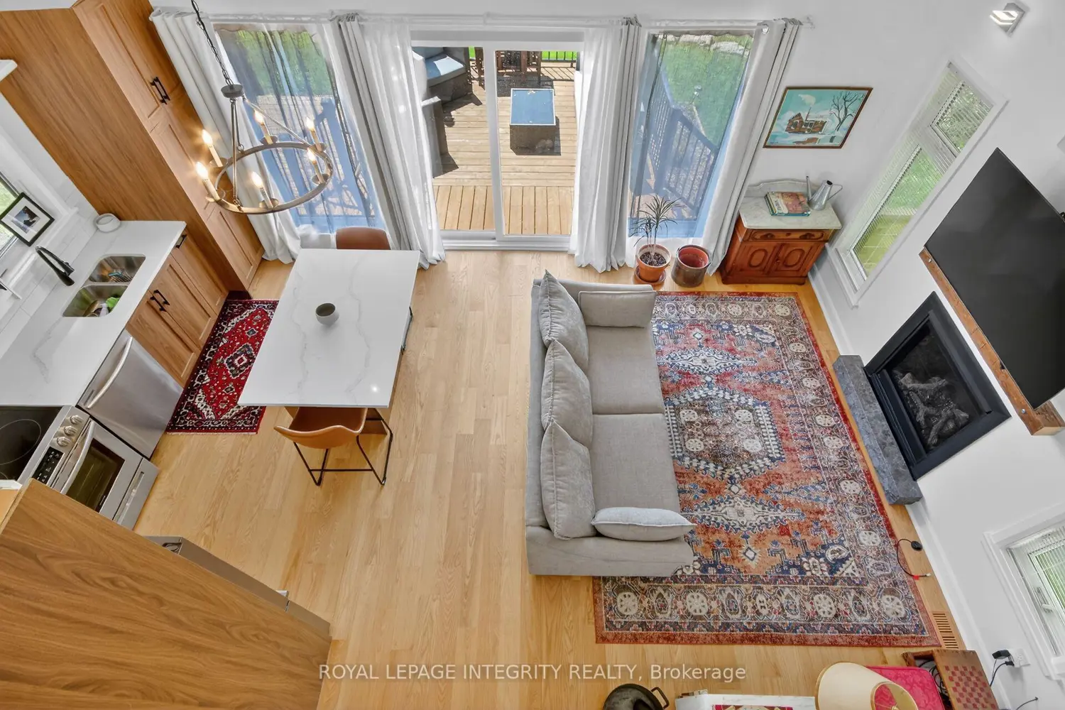 336 Broadway Street photo 5
