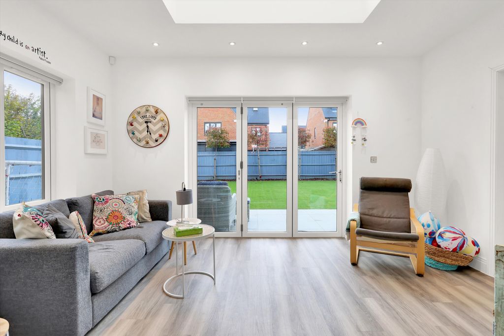 Additional image 6 of 5 bed detached house for saleBridges Avenue, East Molesey, Surrey KT8
