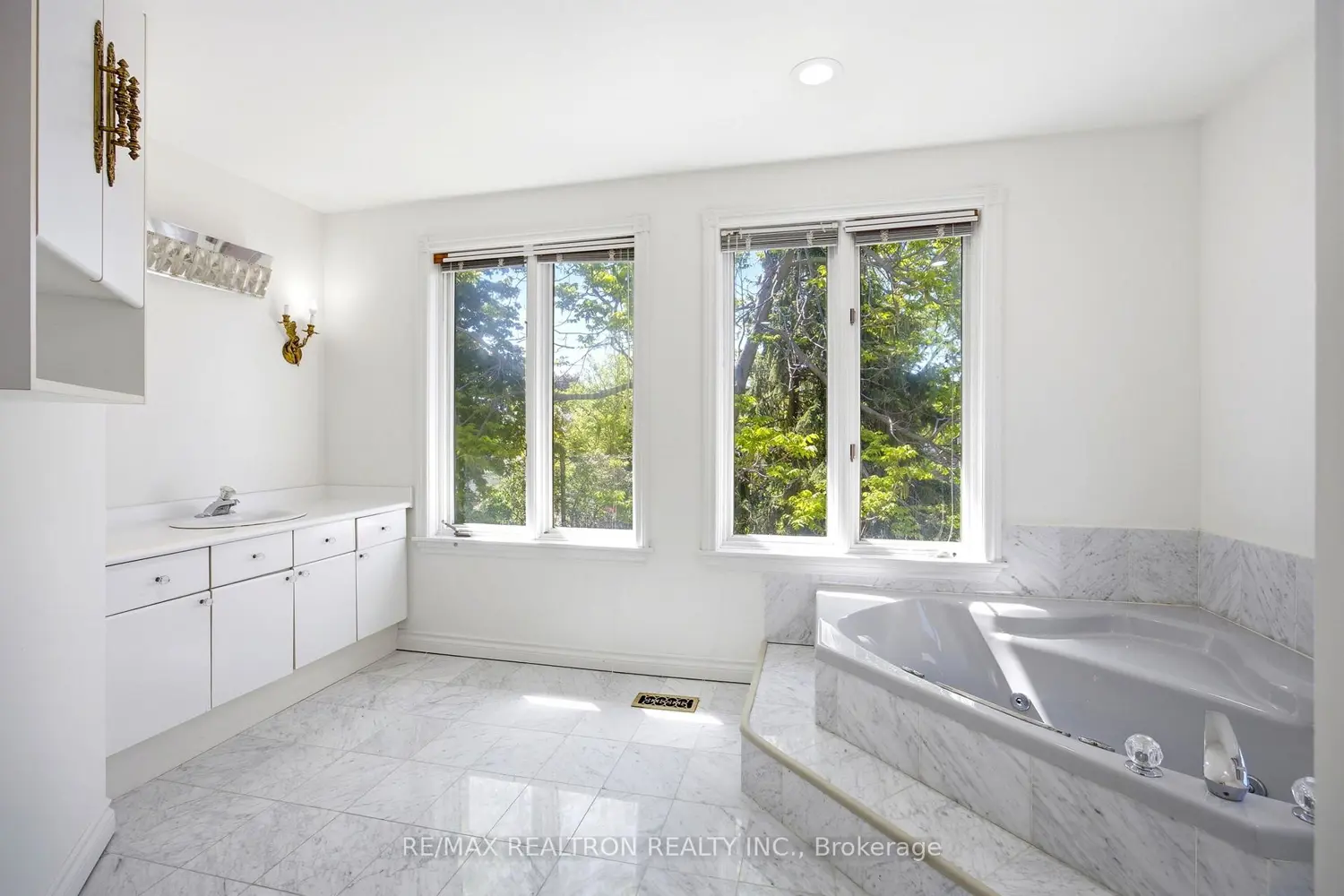 Additional image 11 of 623 Coldstream Avenue