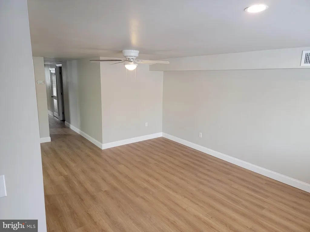 564B Hulmeville Avenue Unit B, Penndel, PA 19047