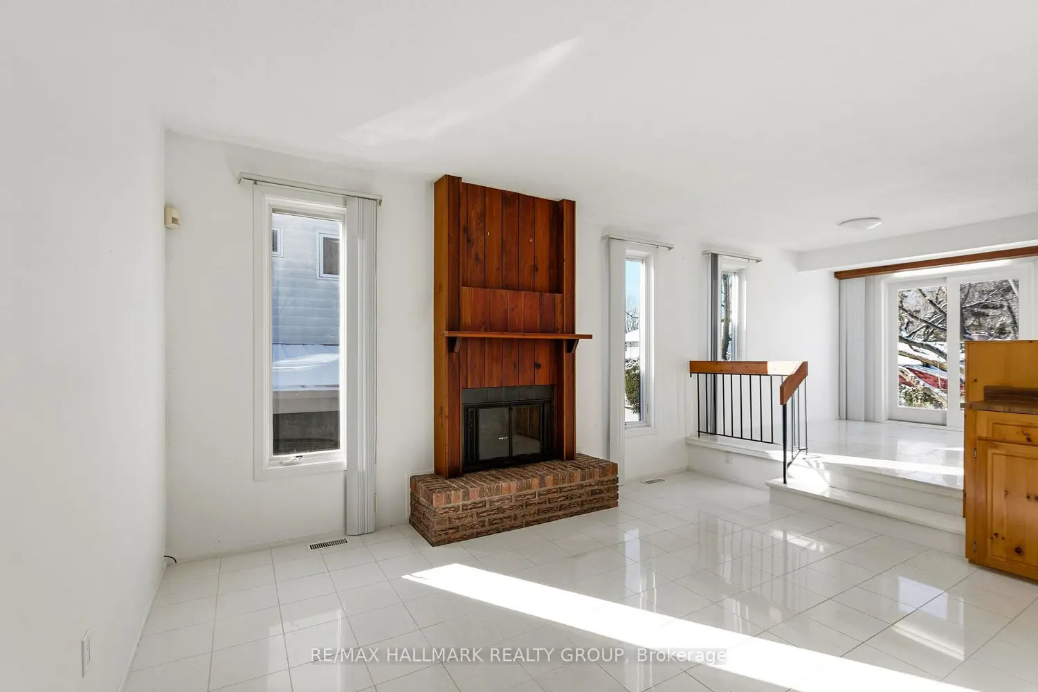 500 Foxview Place photo 5