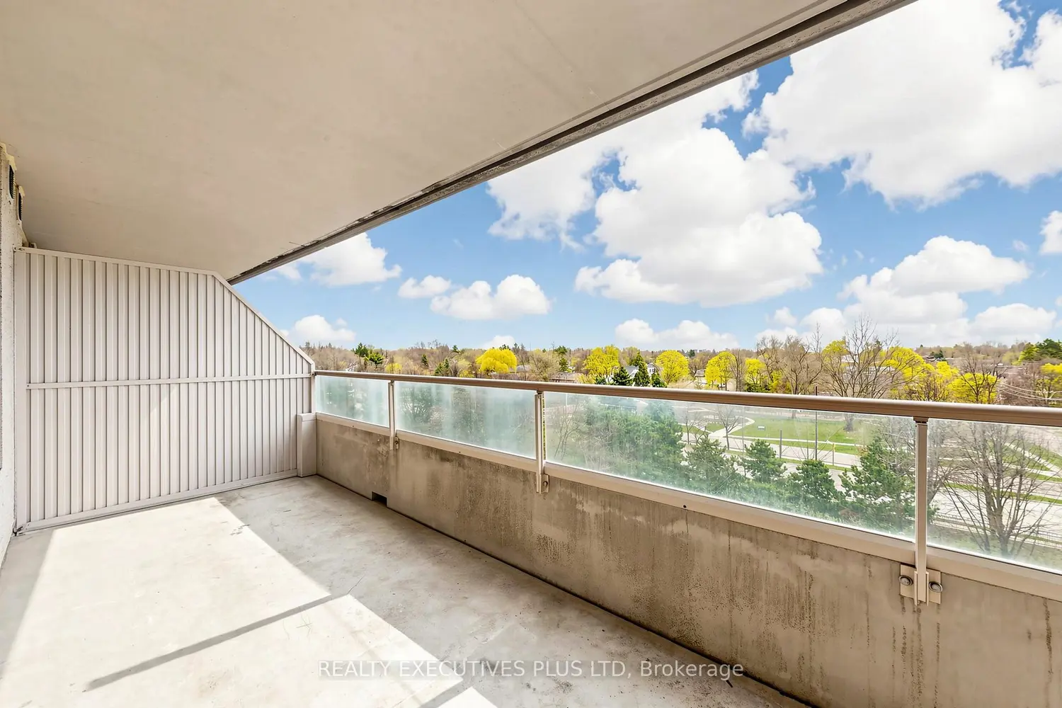 Additional image 11 of 18 Hillcrest Avenue 604