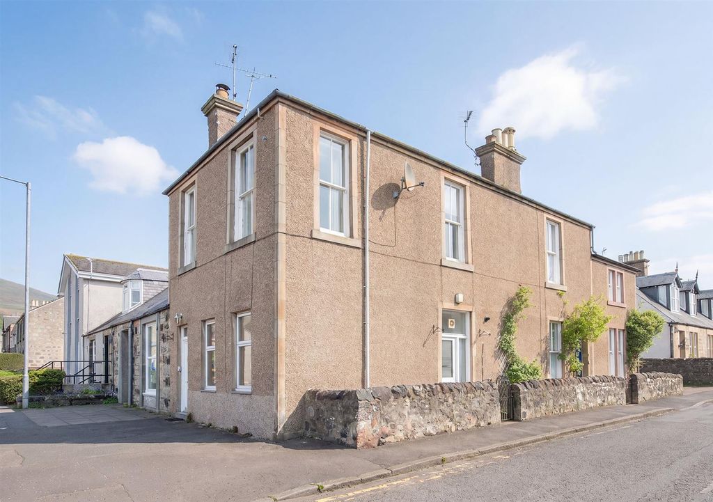 Additional image 18 of 2 bed property for sale17 Station Road, Dollar FK14