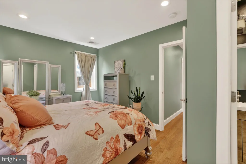 Additional image 18 of 817 57th Place, Fairmount Heights, MD 20743