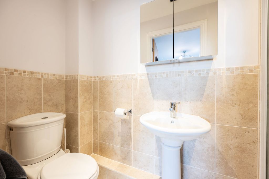 Additional image 9 of 2 bed flat for saleSouthampton Road, Eastleigh SO50