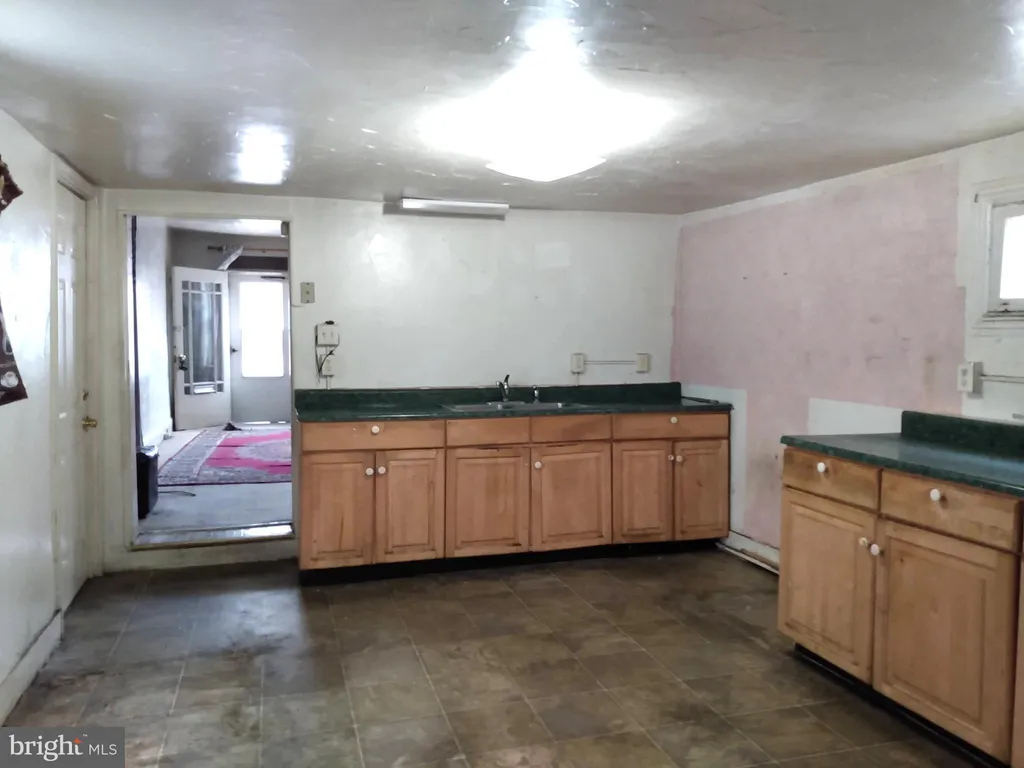 Additional image 22 of 121-123 W King Street, Chambersburg, PA 17201