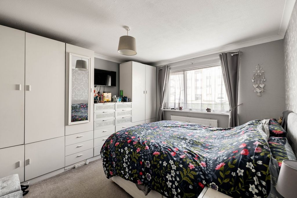Additional image 7 of 3 bed semi-detached house for saleFriars Way, Dover CT16