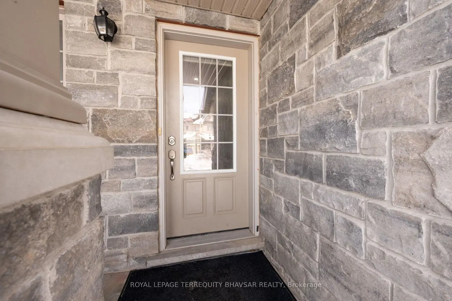 509 Northbrook Place photo 2