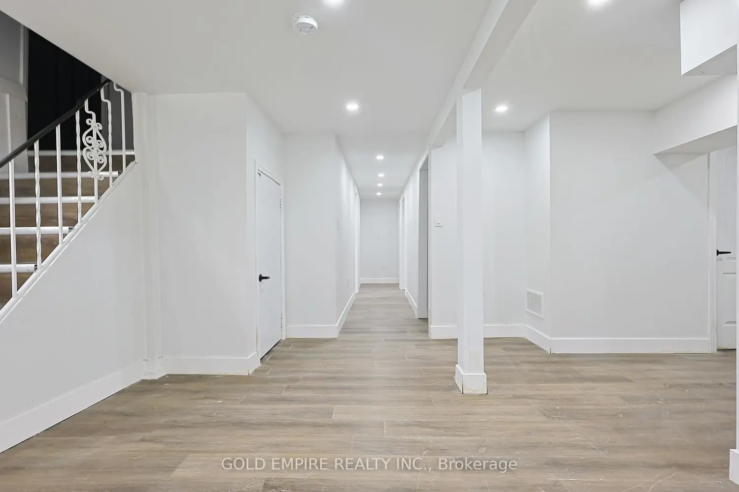 Additional image 10 of 54 Tweedsmuir Avenue