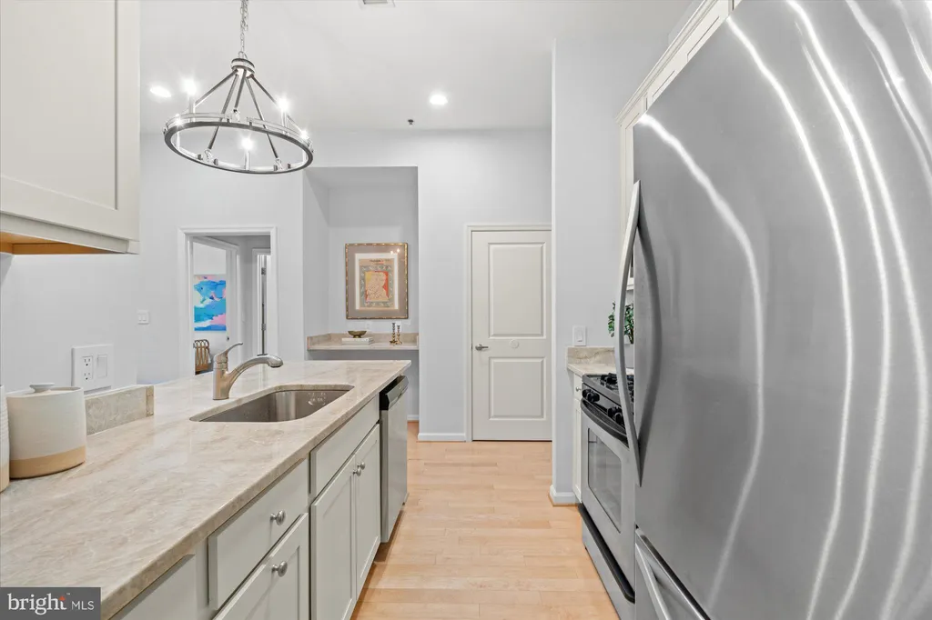 Additional image 8 of 309 Holland Lane Unit 320, Alexandria, VA 22314