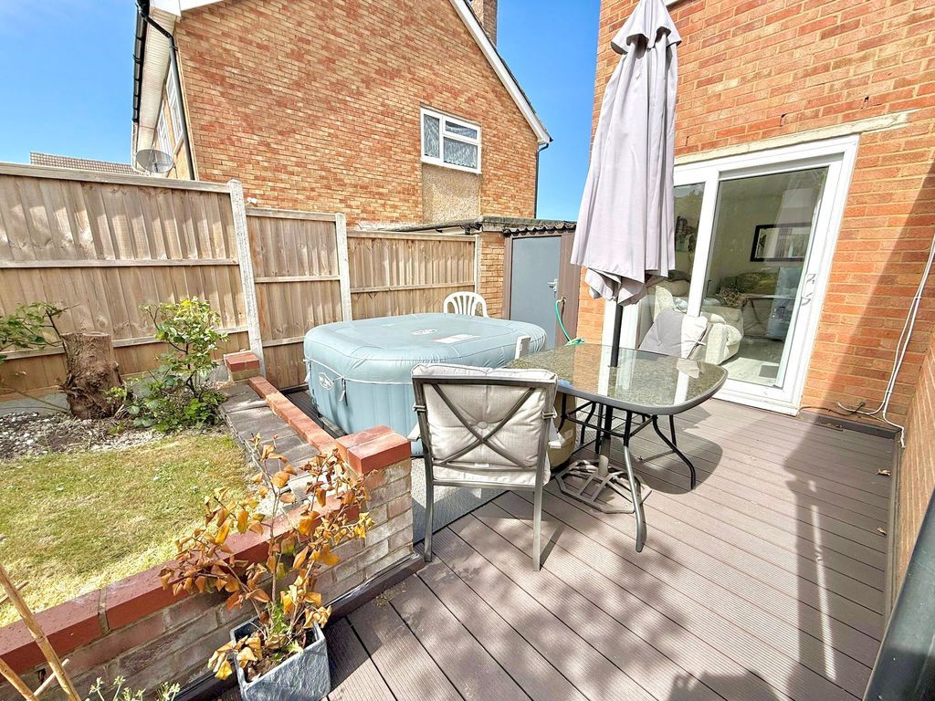 Additional image 22 of 6 bed detached house for saleLowther Road, Dunstable LU6