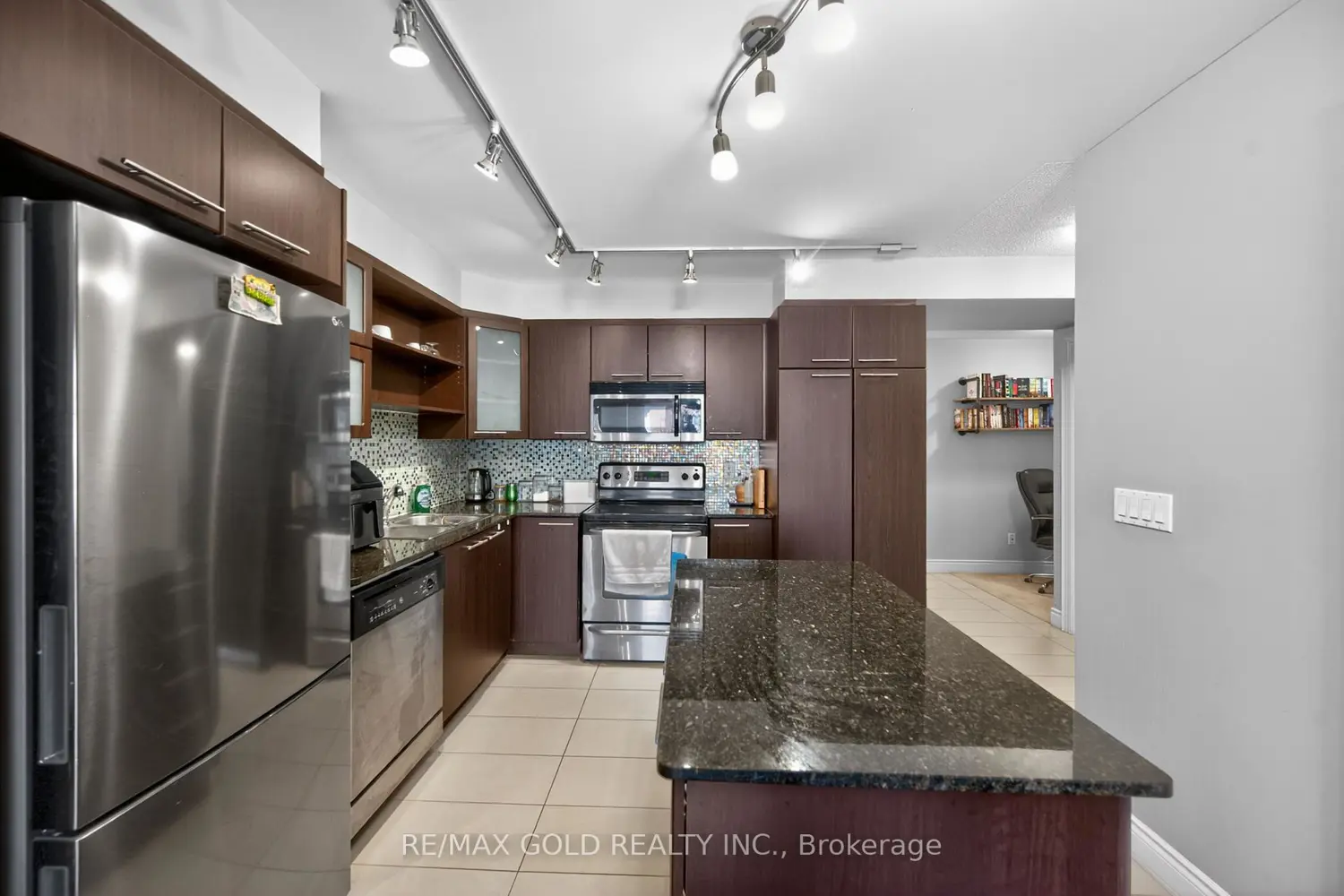 Additional image 8 of 37 Galleria Parkway 319