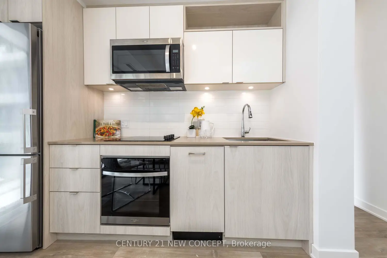 Additional image 3 of 135 Lower Sherbourne Street 1631