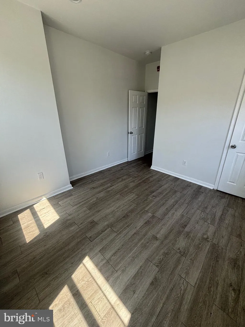 4550 Wayne Avenue, Philadelphia, PA 19144