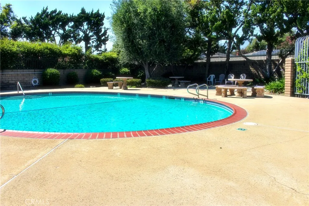 1049 W Pine St Unit c, Upland, CA 91786