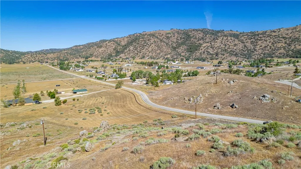 Edward, Tehachapi, CA 93561