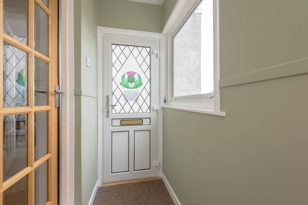 Additional image 8 of 3 bed terraced house for sale2 Lady Jane Gardens, North Berwick EH39