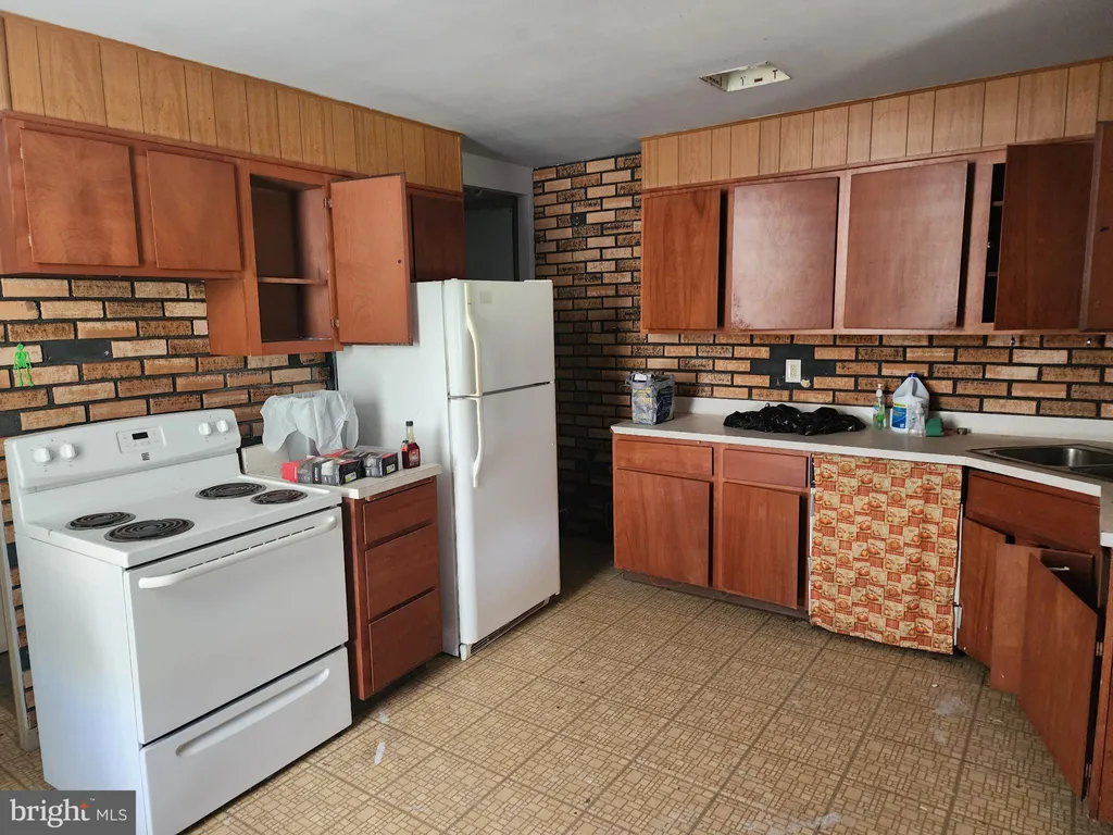 Additional image 4 of 135-137 Center Street, Frostburg, MD 21532