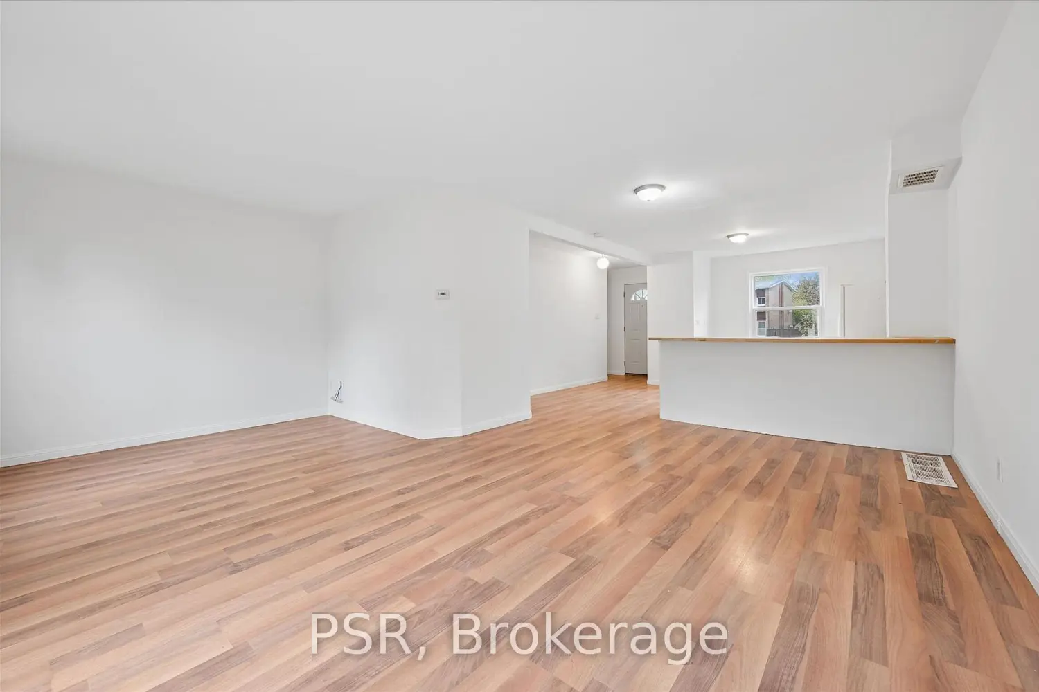 25 Queenston Drive photo 5