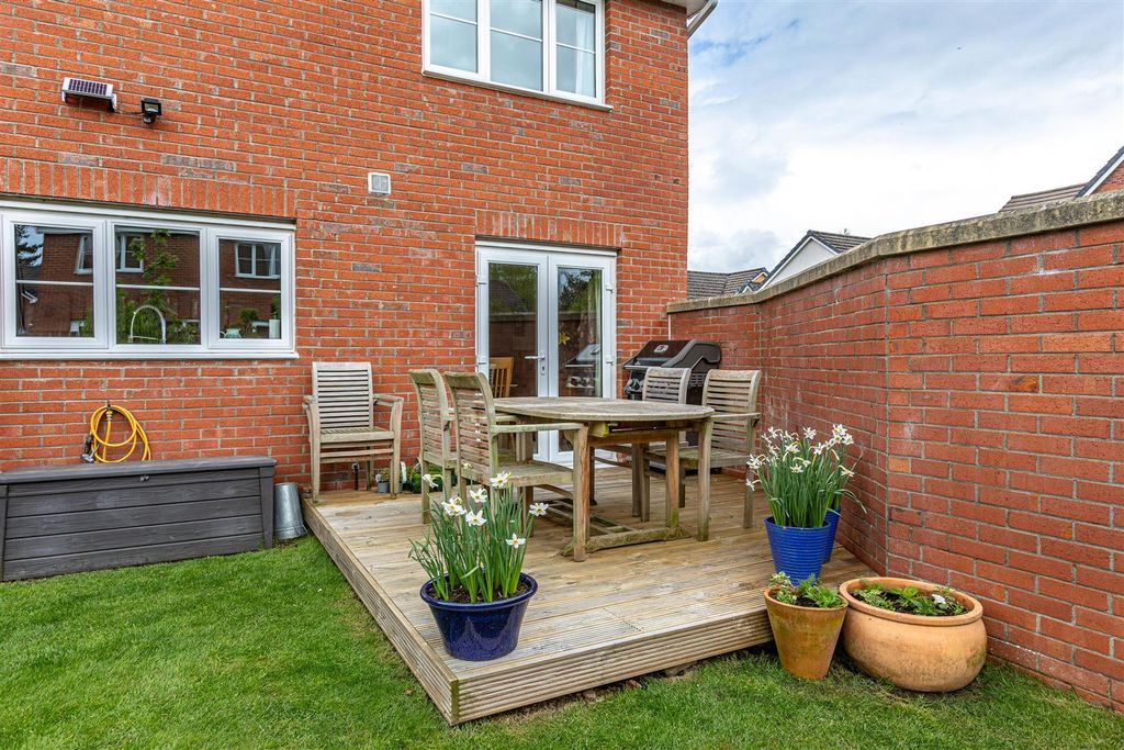 Additional image 27 of 4 bed detached house for sale31 Weavers Linn, Tweedbank, Galashiels TD1