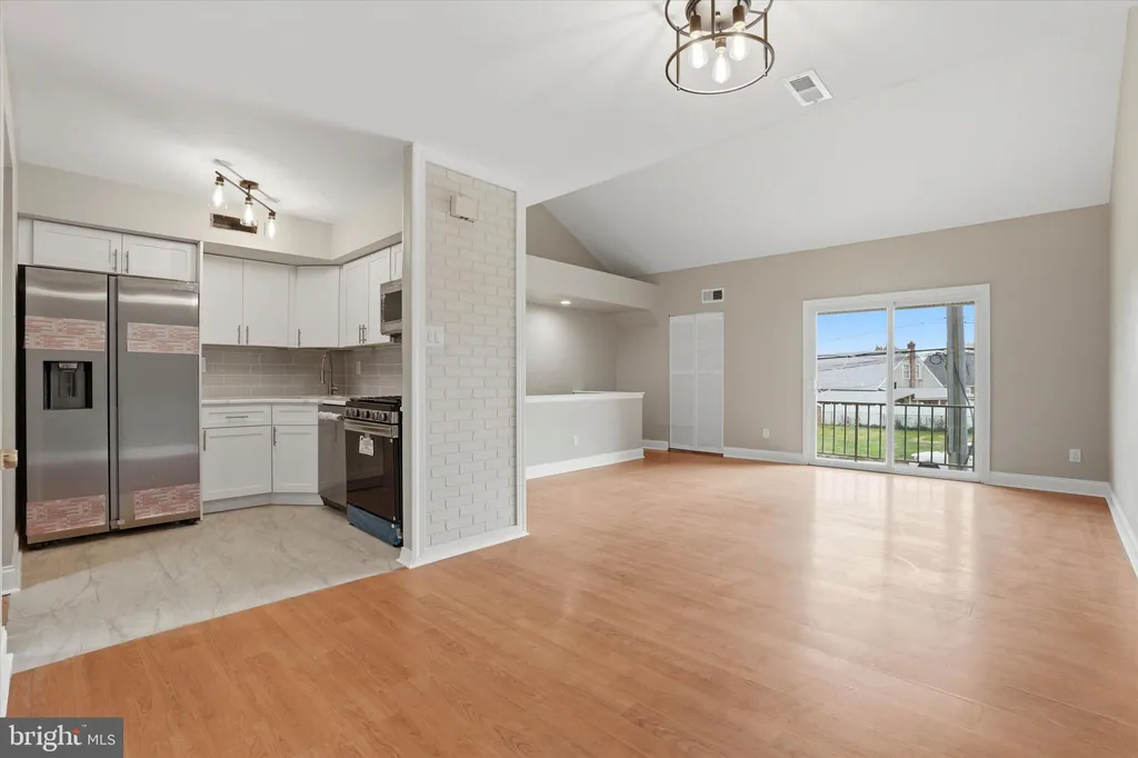 Additional image 3 of 7750 Rockwell Avenue, Philadelphia, PA 19111