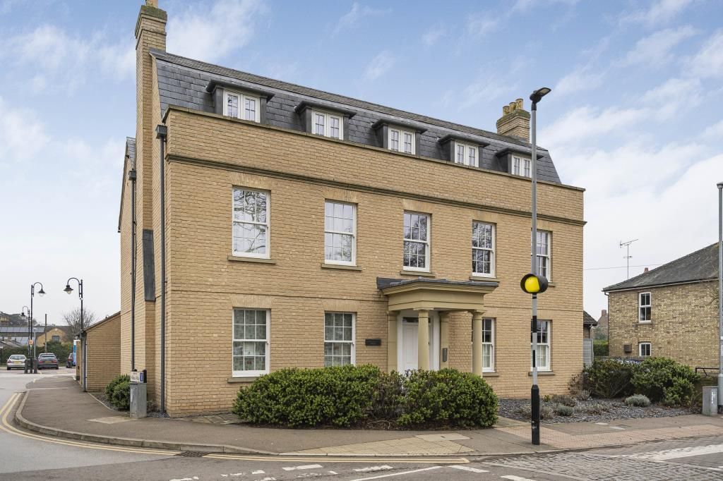 2 bed flat for saleBarton Road, Ely CB7