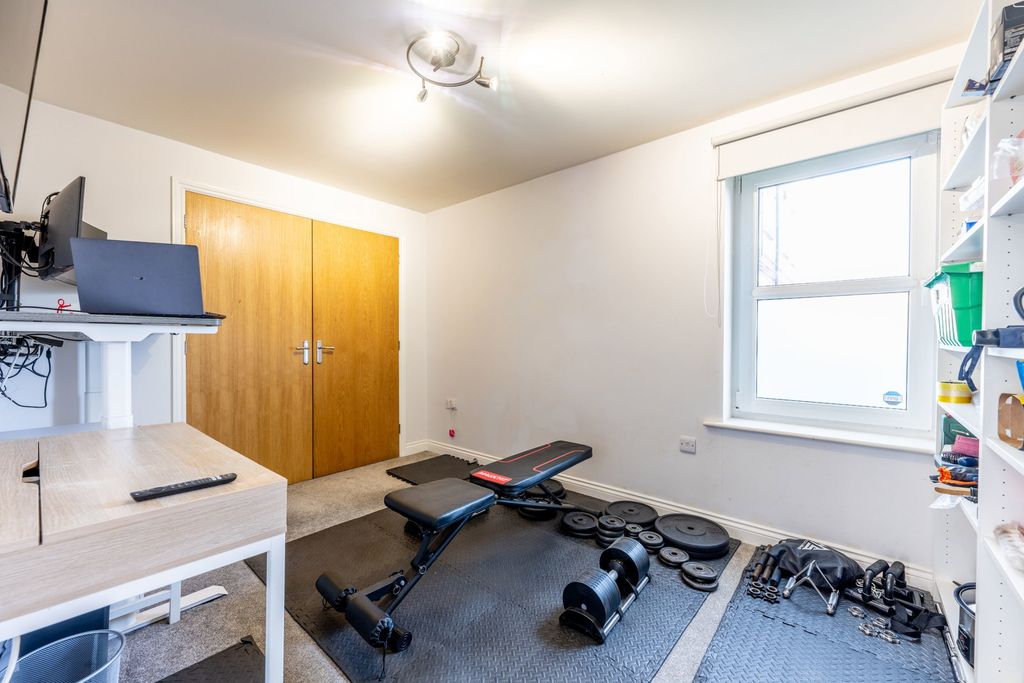 Additional image 7 of 2 bed flat for saleSouthampton Road, Eastleigh SO50