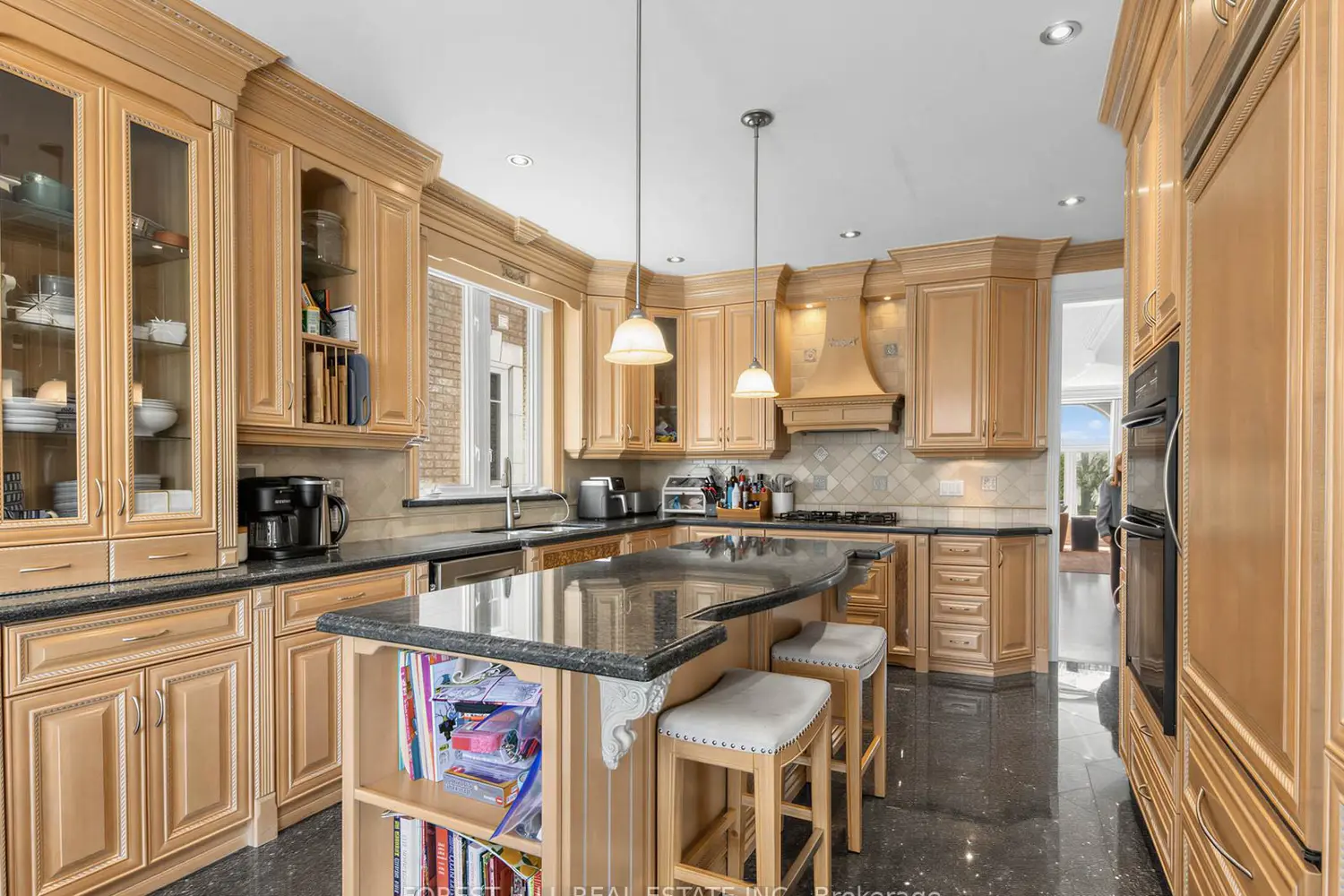 Additional image 6 of 1208 Glencairn Avenue