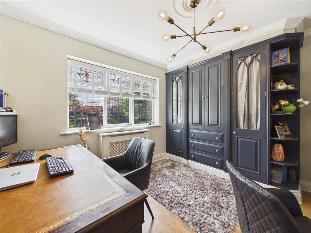 Additional image 27 of 5 bed property for saleNetherways, Park Avenue, Dronfield S18