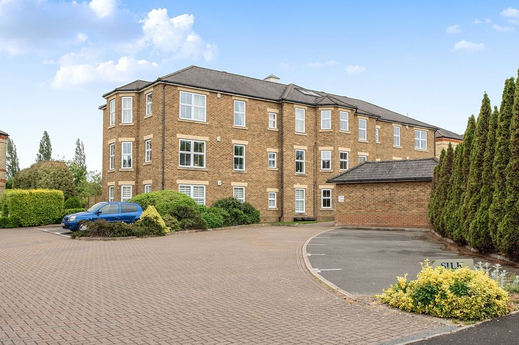 Additional image 19 of 3 bed flat for saleHorton Crescent, Epsom KT19