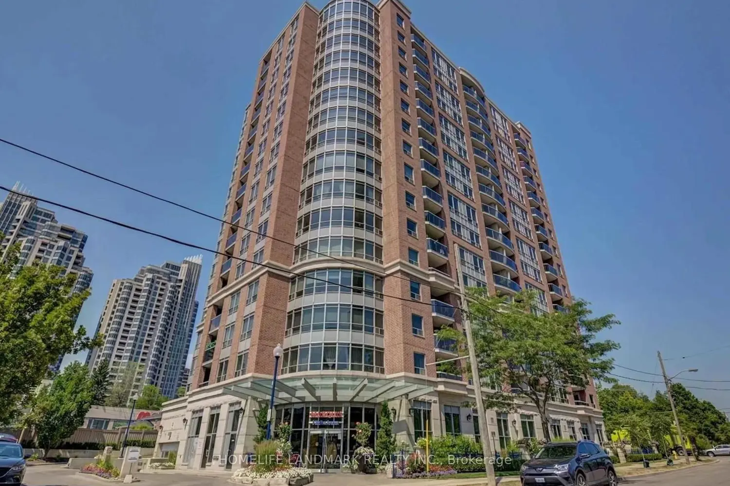 8 Mckee Avenue 802