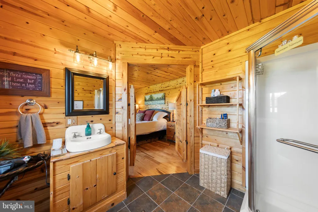 Additional image 35 of 453 Wheaton Drive, Purgitsville, WV 26852