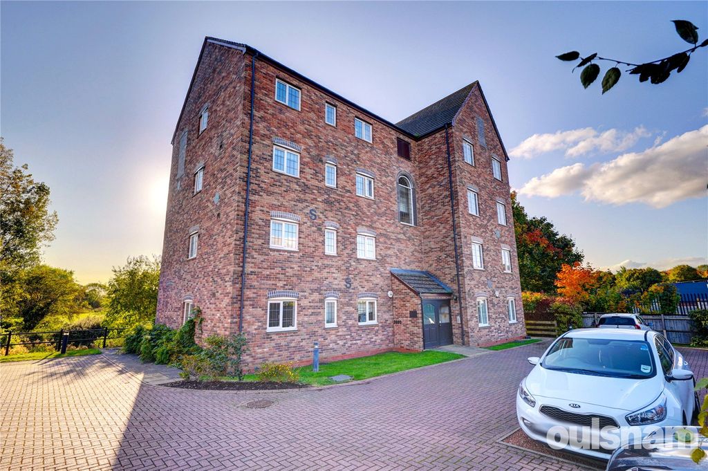 Additional image 18 of 2 bed flat for saleHoneymans Gardens, Droitwich, Worcestershire WR9