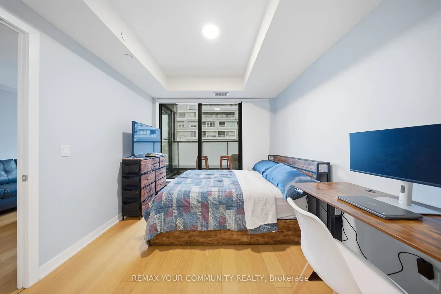Additional image 13 of 840 St Clair Avenue 312