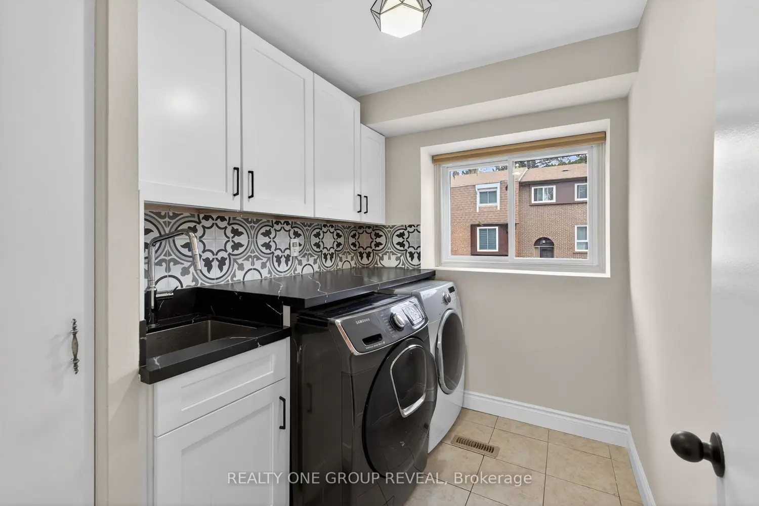 Additional image 10 of 443 Manse Road 9