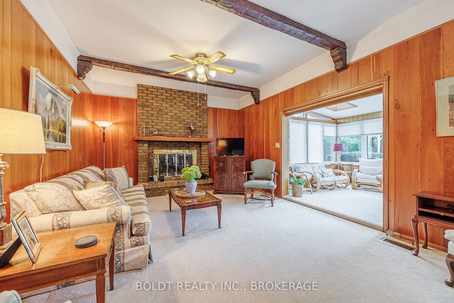 7 Mayholme Court photo 4