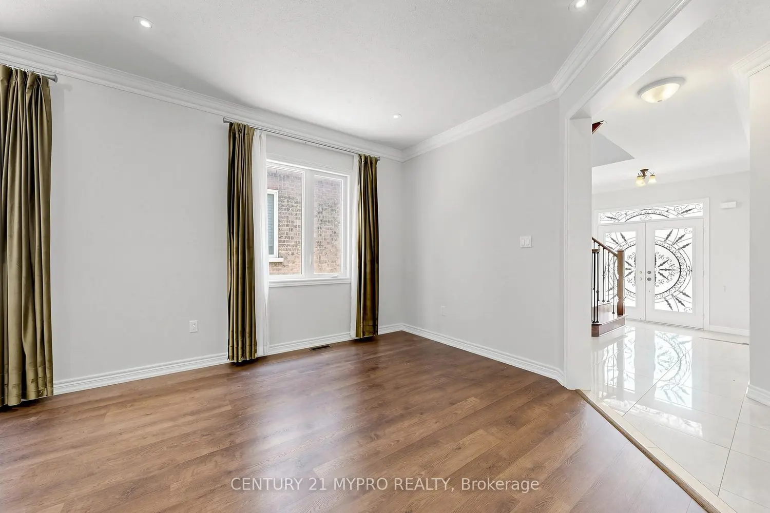 411 Golden Orchard Road photo 3