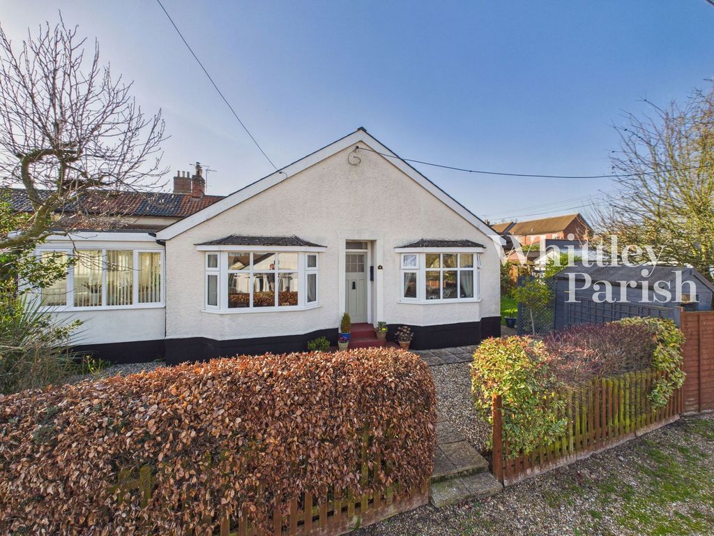 2 bed chalet for saleManor Gardens, Diss IP22