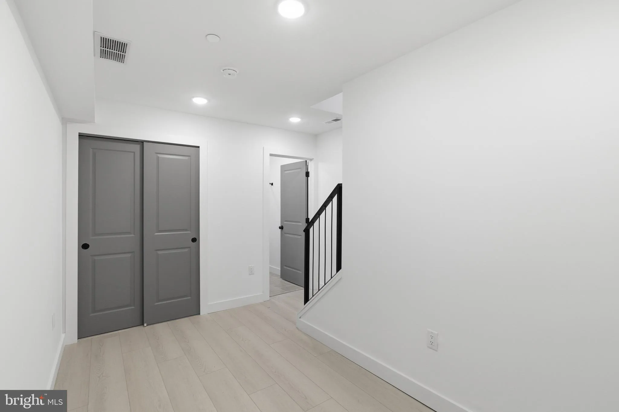 Additional image 32 of 1023 W Orleans Street, Philadelphia, PA 19133