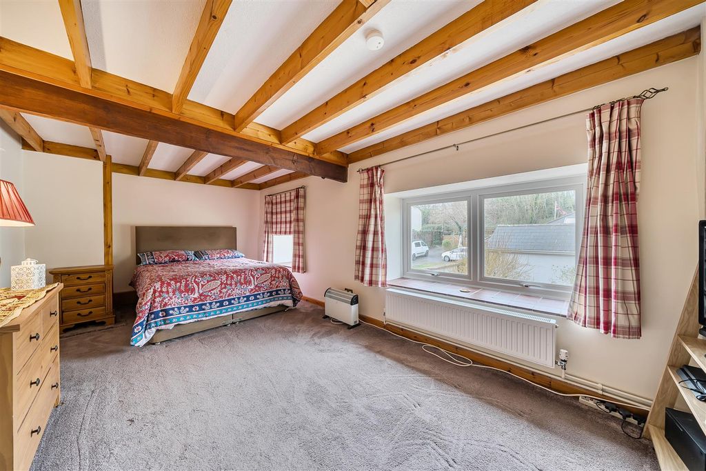 Additional image 11 of 4 bed semi-detached house for saleNorth Street, Charminster, Dorchester DT2