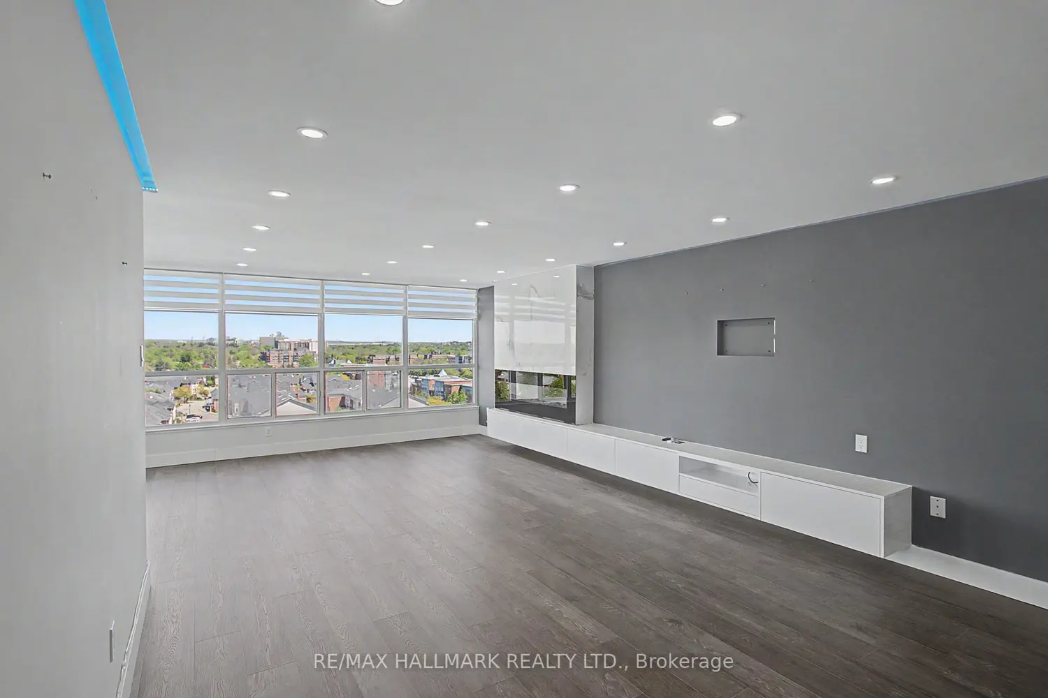 1 Clark Avenue 1007 photo 3