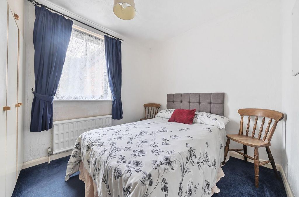 Additional image 6 of 4 bed end terrace house for saleConiston Road, Eastleigh SO50
