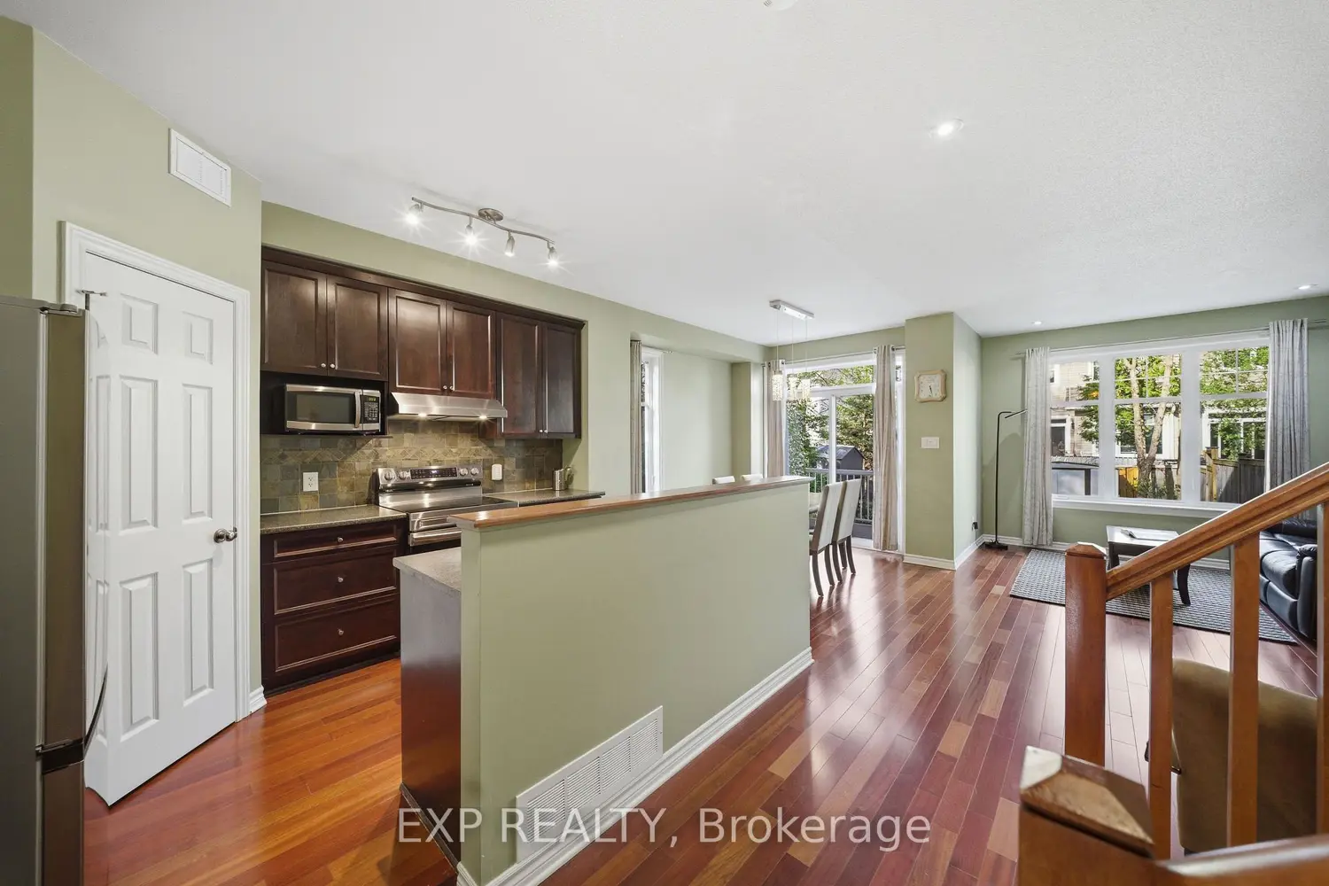 4265 Kelly Farm Drive photo 4