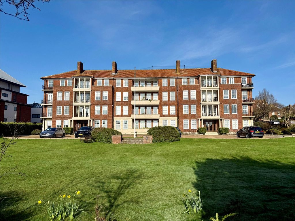 4 bed flat for saleKepplestone, Staveley Road, Meads, Eastbourne BN20