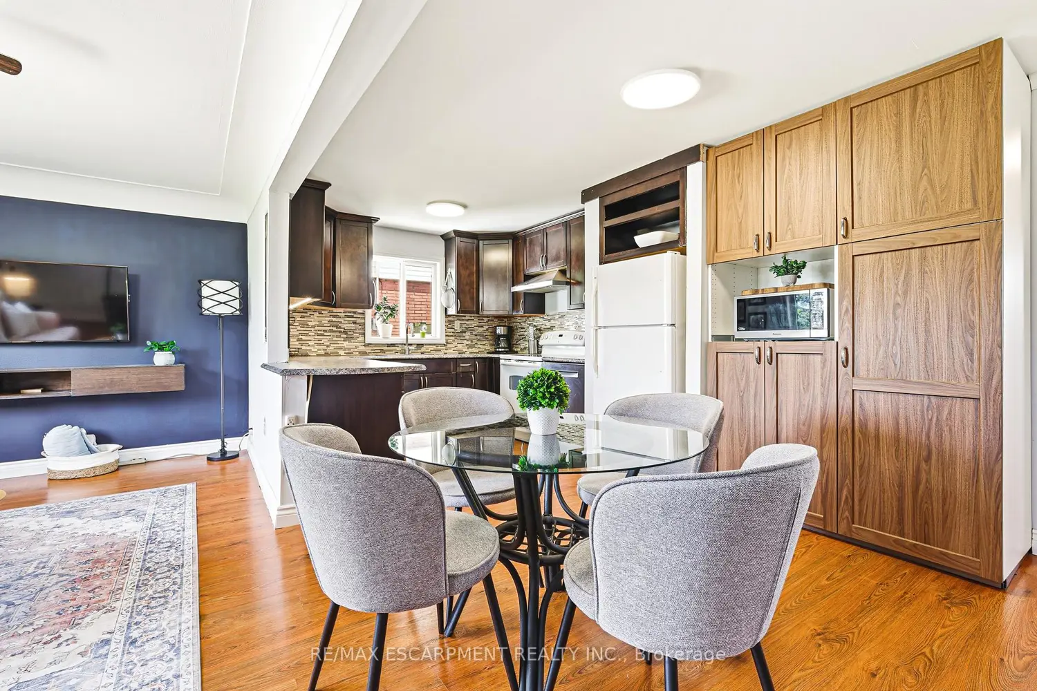546 Mohawk Road photo 5